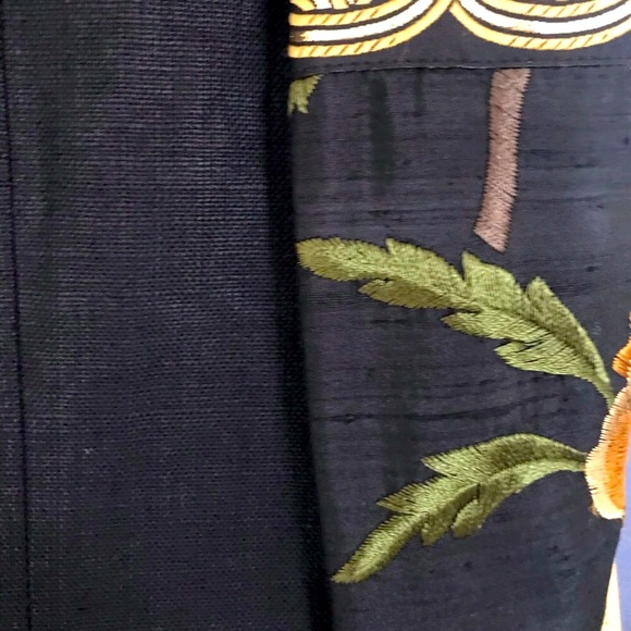 Linen black blazer with gold sleeve details - Picture 2 of 7